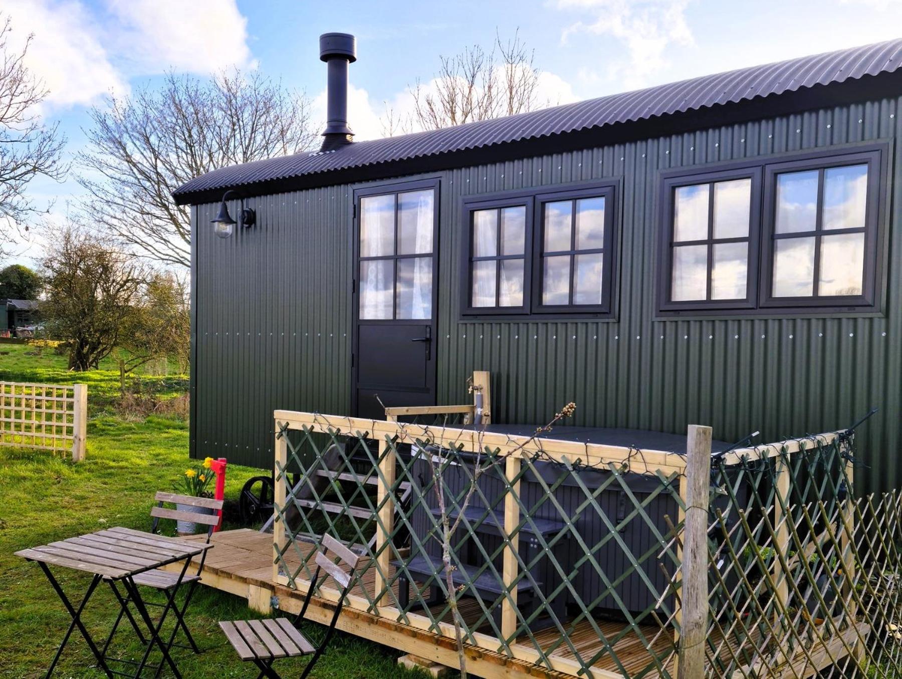 Milberry Green Meadows Warlingham Esterno foto